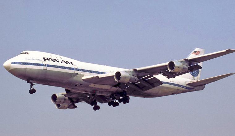 How Much Fuel Does A Boeing 747 Burn Per Hour, And How Much Can It Hold?