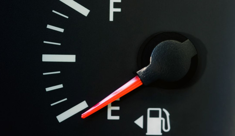 Petrol pro reveals how much fuel you really have left when warning light appears