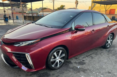 At $5,900, Is This Electric 2019 Toyota Mirai A Total Gas?