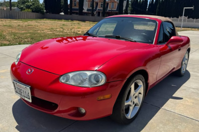 At $6,900, Is This 2001 Mazda MX-5 A Miata We Oughta Consider?