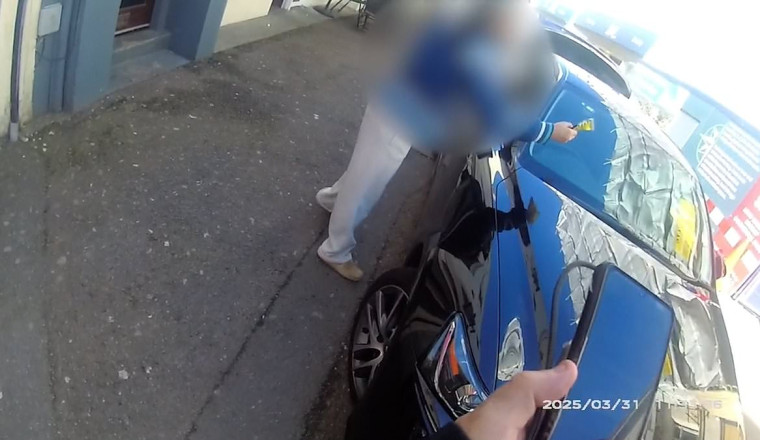 Furious driver throws £50 parking ticket on the floor - and gets fined £250 for littering