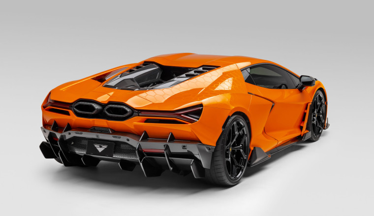 Vorsteiner's Aero Kit for Lambo Revuelto
