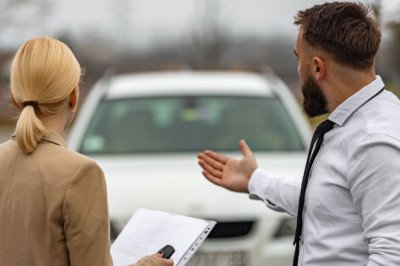 Dealer shares phrases motorists should never say when buying their next car