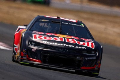 Van Gisbergen takes Sonoma to extend win streak