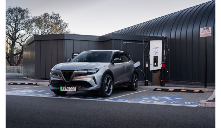 Alfa Romeo jumps on pre-EV Grant bandwagon by slashing price of Elletrica