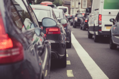 Drivers using Google Maps or Waze app risk £200 fine due to 'grey area'