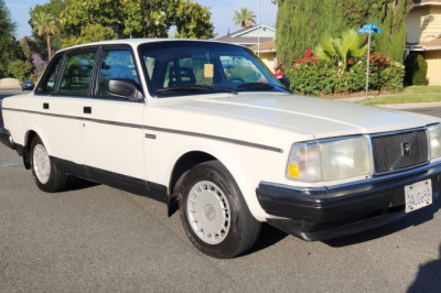 At $5,450, Is This 1992 Volvo 240 Ready For Its Closeup?