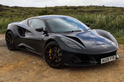 Lotus Emira Turbo SE Review: Good, But You’ll Still Want The V6