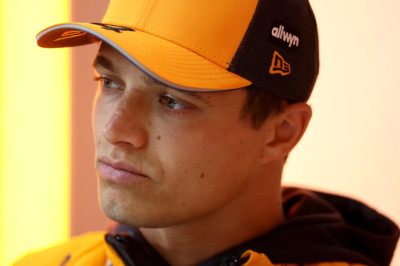 Norris expects 'difficult decisions' amid Belgian rain