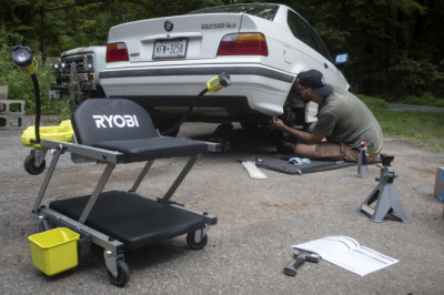 Ryobi Dual-Function Creeper and Seat Review: Handy Stool With Headlights