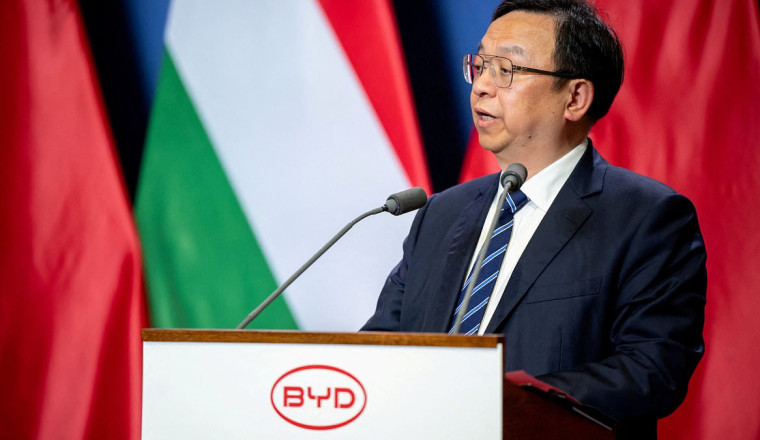 World's largest EV maker brands Labour's Electric Car Grant 'stupid'