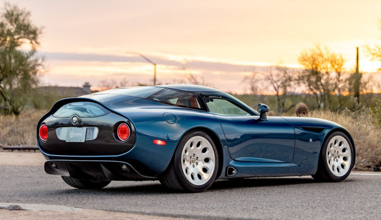 Alfa Romeo’s Take on the Dodge Viper Had a Tailgate Like a Pickup Truck