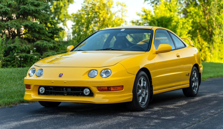 An Acura Integra Type R Just Sold for $204,000