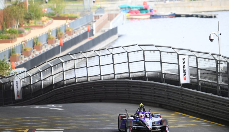 Formula E teams' title decided in London season finale