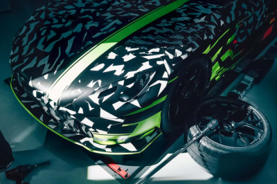 The Mercedes-AMG GT Track Sport Is Coming With V-8 Power
