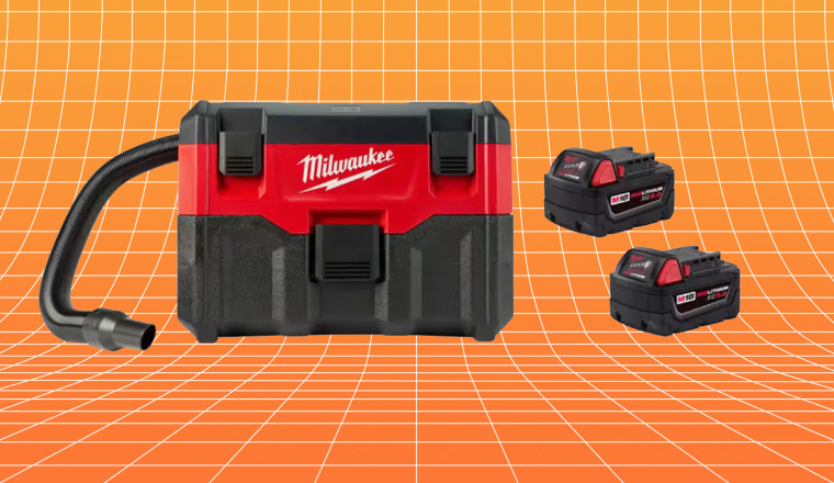 This Milwaukee Shop Vac Looks Perfect for Car Cleaning and It’s 50% Off Today (With Batteries!)