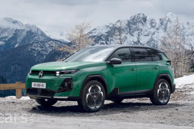 New Electric Citroen C5 Aircross is £5k CHEAPER than the Skoda Enyaq