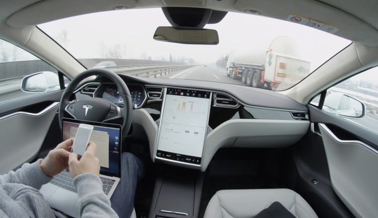 Tesla Faces 30-Day Stop-Sale In California If Lawsuit Doesn't Go Its Way
