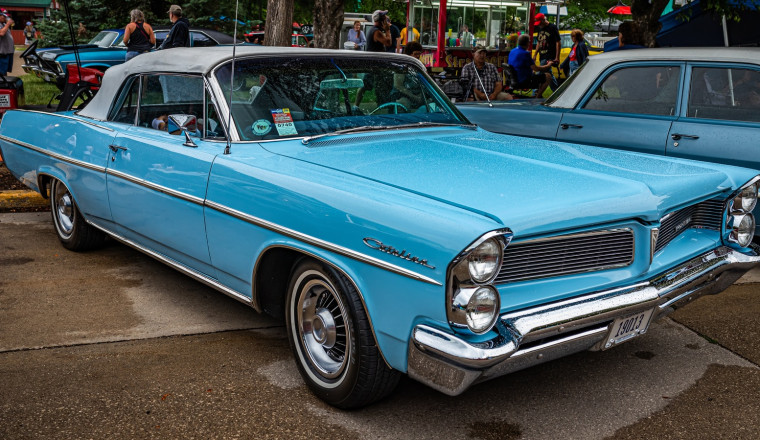 Why Some Classic Pontiacs Came With Rare 8-Lug Wheels
