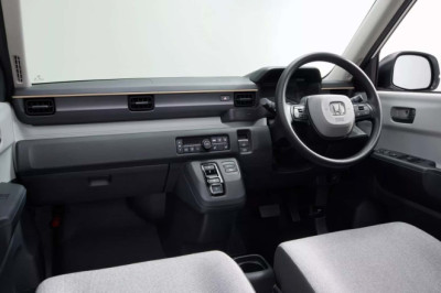 You Can Buy Honda's Adorable New Tiny EV Without a Center Screen