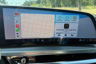 Australians Get To Keep Apple CarPlay And Android Auto In Their Cadillac EVs, But You Don't