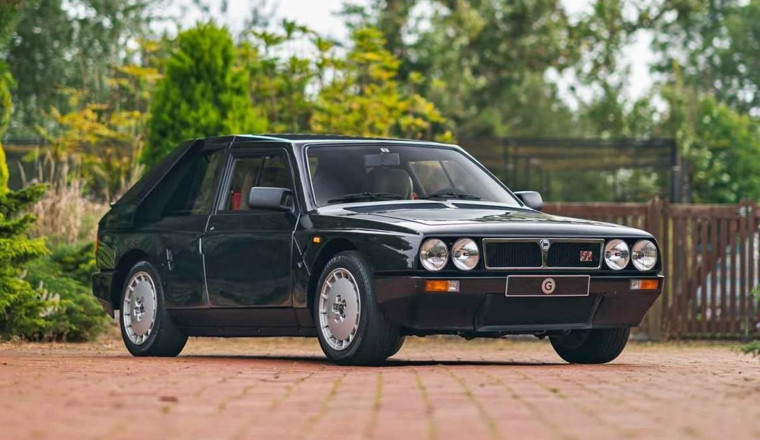 Fabulous Lancia Delta S4 Stradale for sale