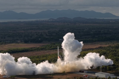 Australia's 1st Rocket Crashes 14 Seconds Into Maiden Flight