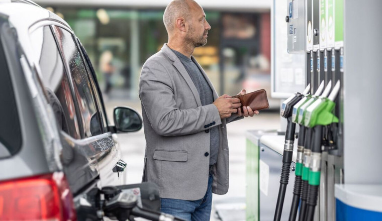 Drivers paying £150 a year more in petrol and diesel fuel for simple little-known error