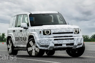 Is this a new Land Rover Defender in CAMOUFLAGE? Nope, it’s the ‘iCar’ V27