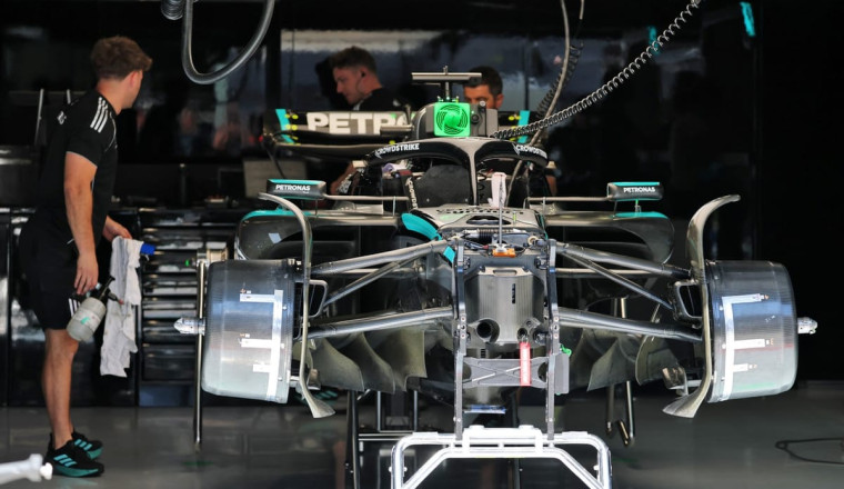 Mercedes makes another spec U-turn to stop F1 form tailspin
