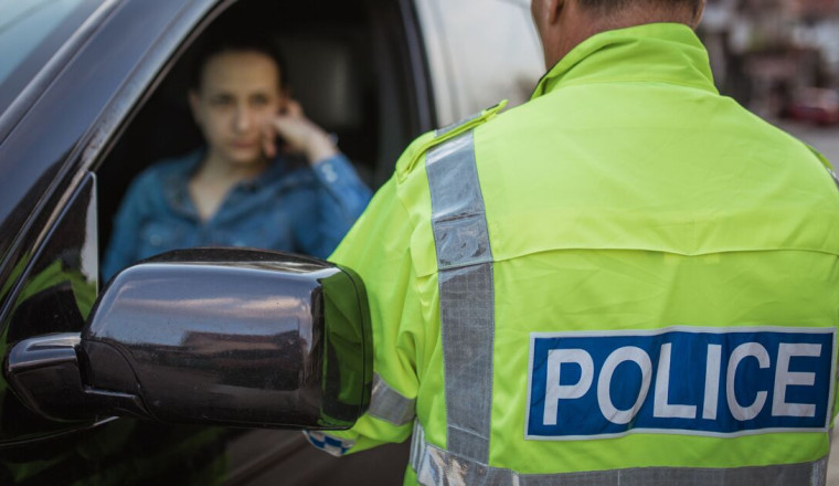 UK drivers warned they face £200 fine and penalty points for common habit at junctions