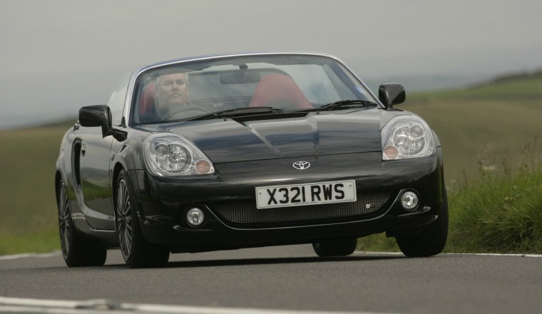 Toyota MR2: roof down, mid-engine fun for £3000