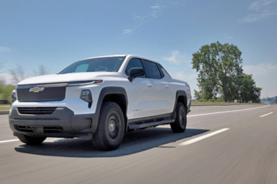 GM Engineers Just Drove a Chevy Silverado EV 1,000+ Miles on a Single Charge