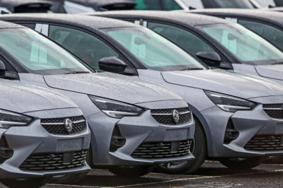 July sees new car registrations fall 5% as Brits wait for concrete Electric Car Grant details