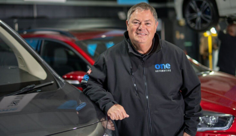 Wheeler Dealers host Mike Brewer’s vow to classic car owners as new TV series airs today