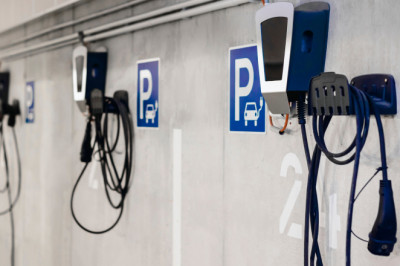 California Is Giving Incentives For Apartments To Install EV Chargers