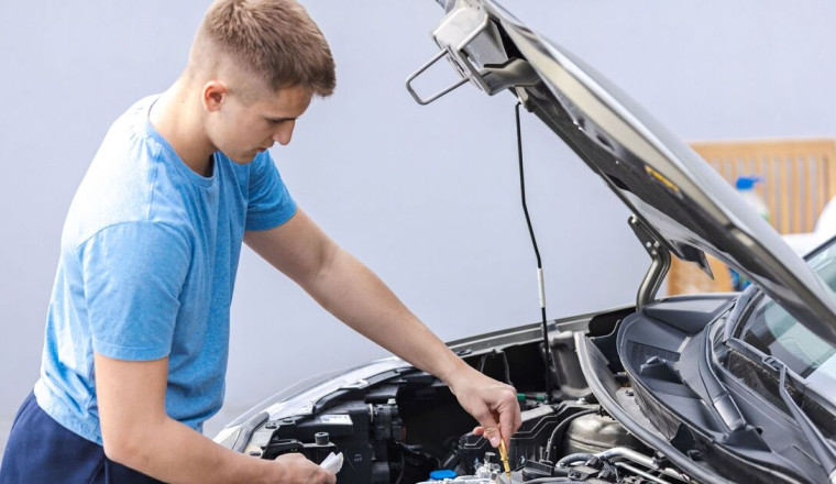 Drivers warned squeaking noise could cost £100s – and WD-40 might make it worse