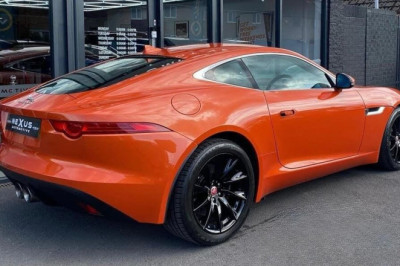 Manual Jaguar F-Type finally comes good