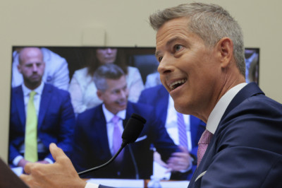 Sean Duffy's NASA Order To Put A Nuclear Reactor On The Moon Is A Lunar Land Grab
