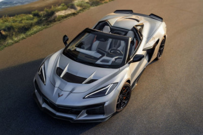 Chevrolet Corvette ZR1X Pricing Kicks Off At $207,395