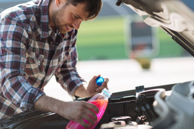Drivers warned to never ignore 'sweet smell' as it could cost you £1,000 in repairs
