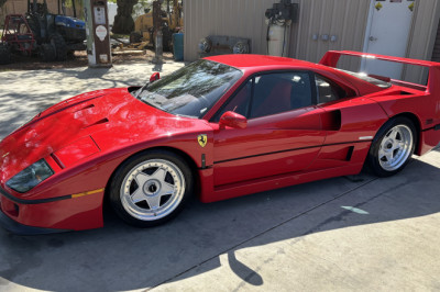 The Feds Are Auctioning Off a Ferrari F40 Next Week