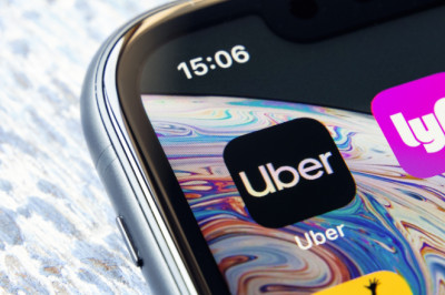 California May Ban Lyft And Uber From AI Price Gouging Users With Low Phone Batteries