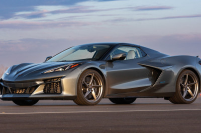 2026 Chevrolet Corvette E-Ray Review: Hybrid Muscle Brings All-Weather Supercar Thrills