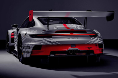 New Porsche 911 Cup and GT3 R unveiled for 2026