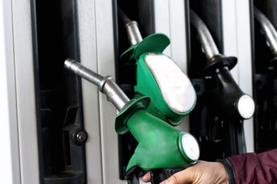Petrol and diesel drivers urged to fill up before Monday