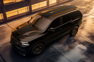 Screw Emissions: Dodge Durango Goes V-8-Only for 2026