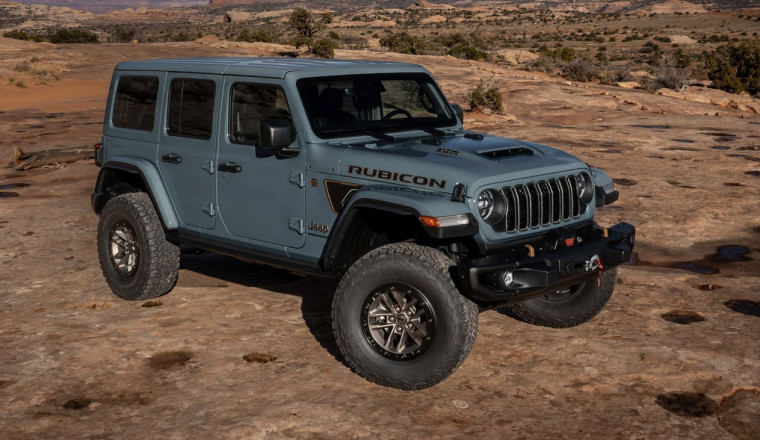 V8-Powered Jeep Wrangler 392 To Stay On Sale, Hemi Gladiator Coming Too