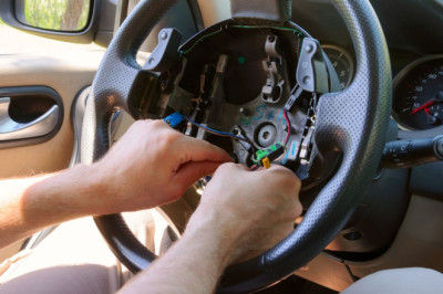 Brits buying second-hand car on major sites issued 'danger' warning