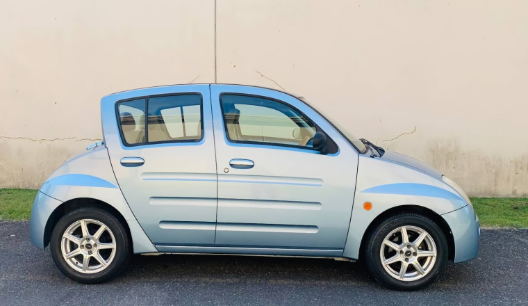 At $9,500 Canadian, Would You Say 'I Would' To This 2000 Toyota WiLL?